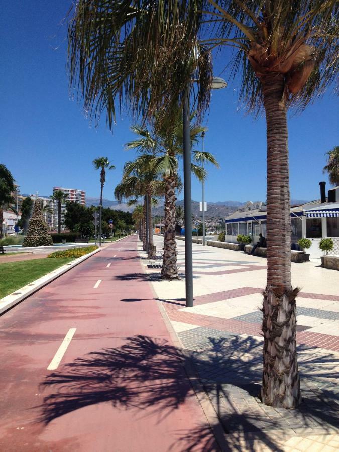 Vella Rosa 2 Apartman Torre Del Mar Kültér fotó
