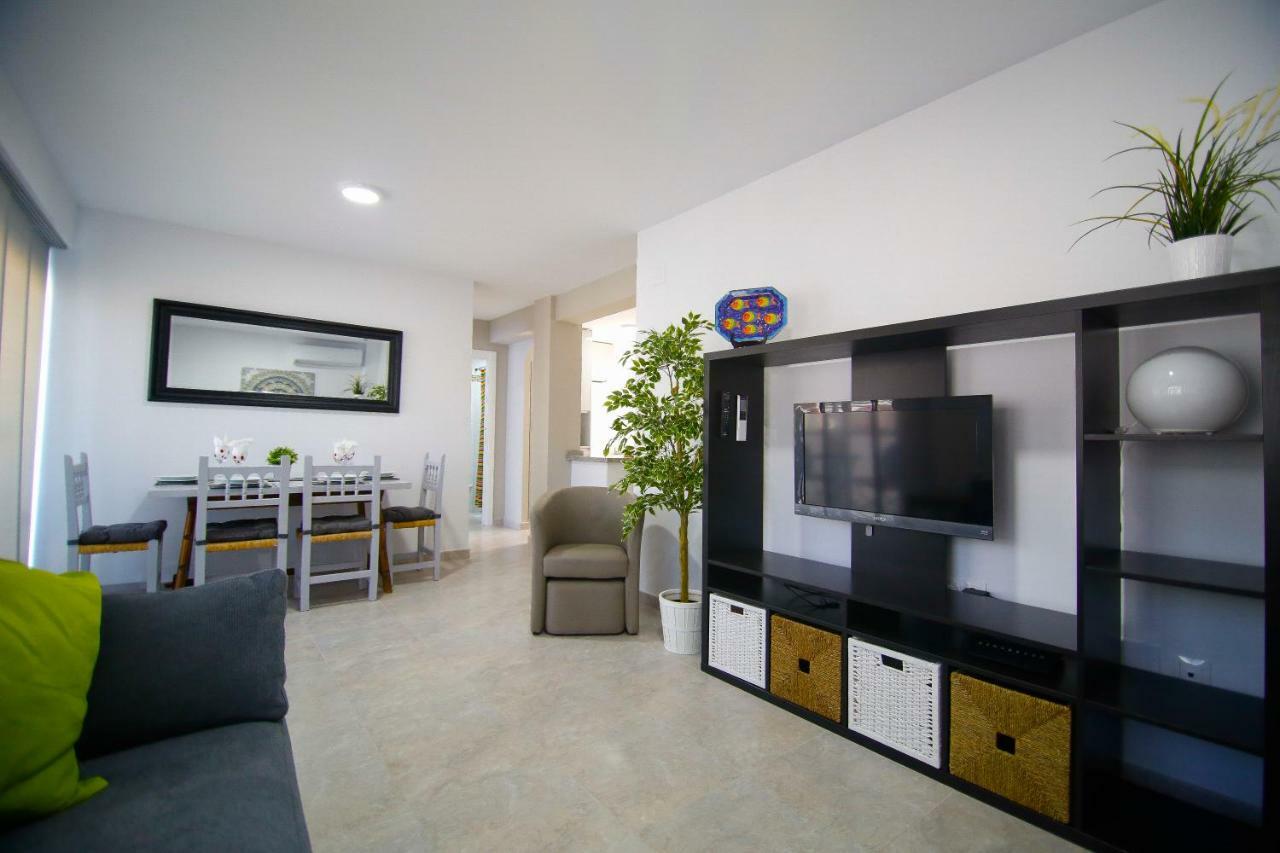 Vella Rosa 2 Apartman Torre Del Mar Kültér fotó